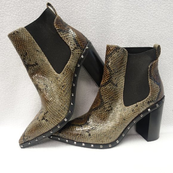CHARLES by CHARLES DAVID NEW!! "DODGER" PYTHON LOOK FASHION BOOTS 9.5M - Picture 1 of 8